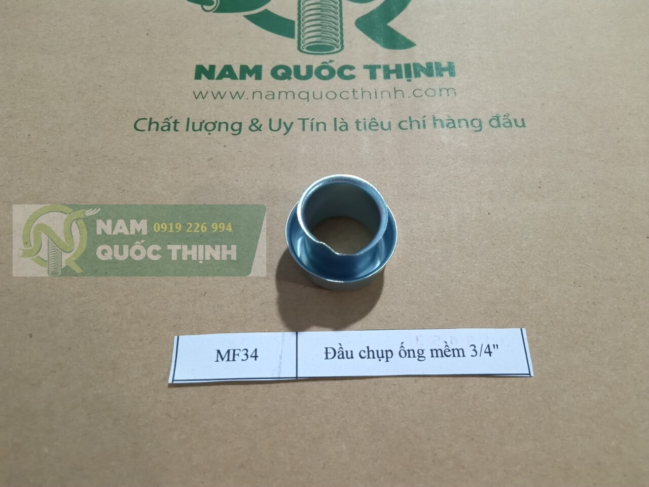 Đầu chụp ống luồn dây điện mềm lõi thép kín nước phi 25