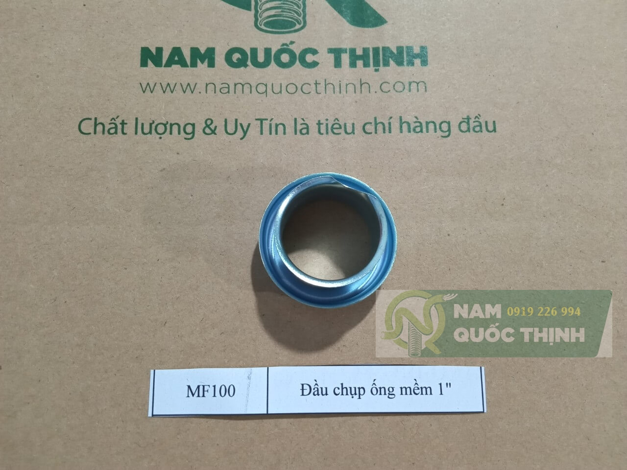 Đầu chụp ống luồn dây điện mềm lõi thép kín nước phi 32