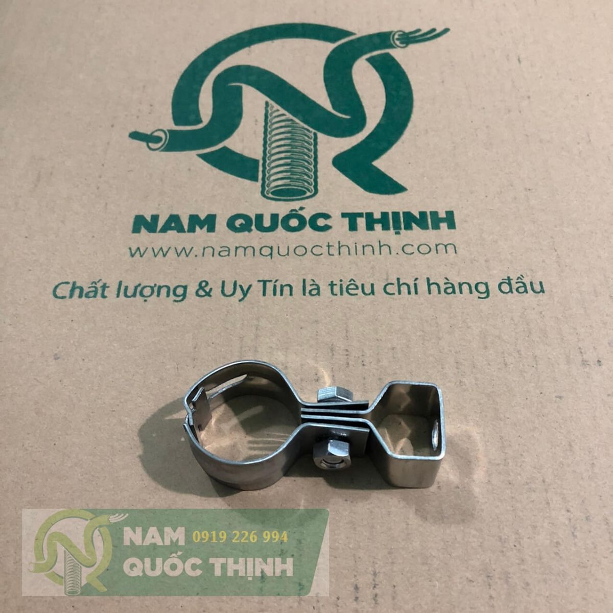 Kẹp treo ống inox 304 phi 34