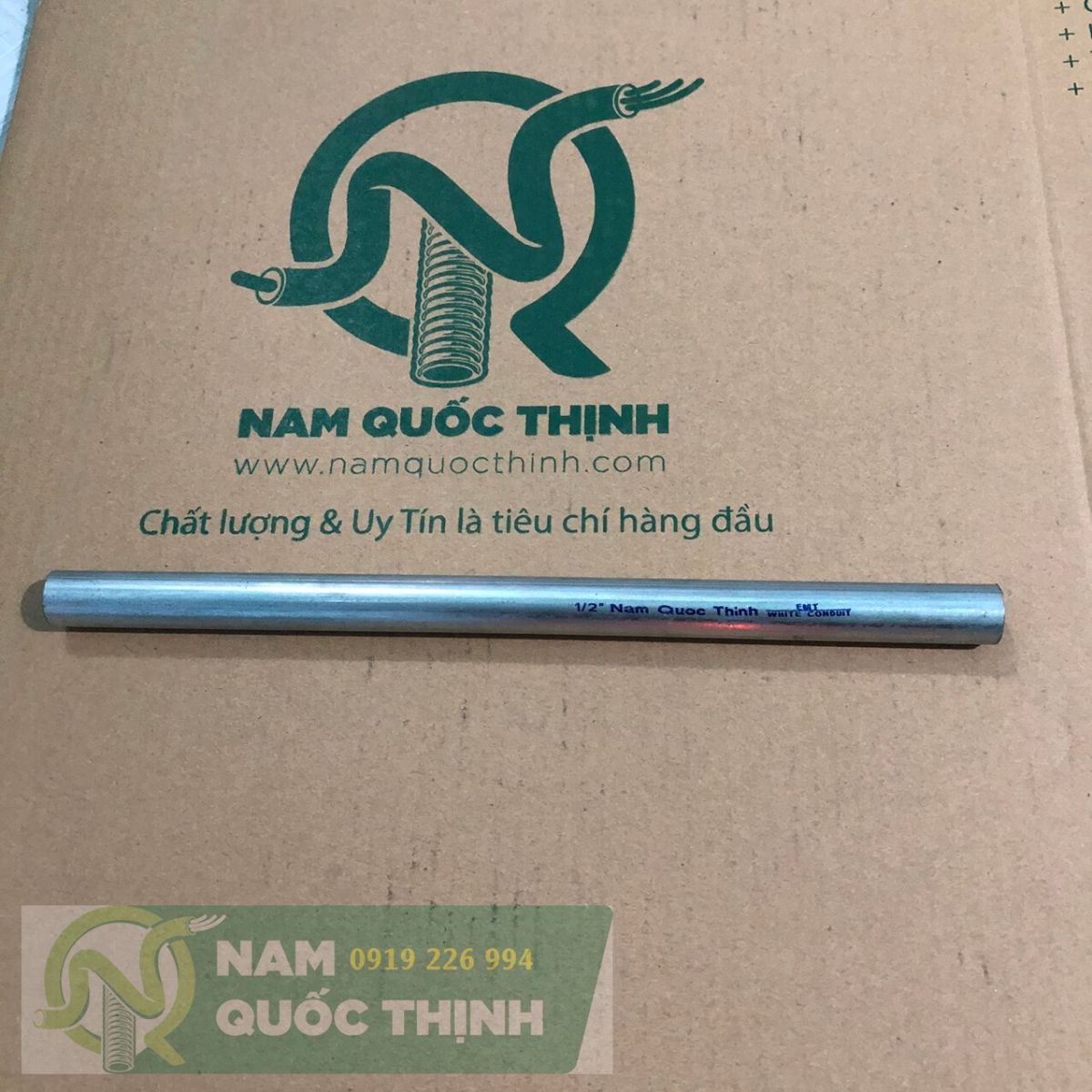 Ống thép mạ kẽm không ren EMT 1/2 inch phi 18